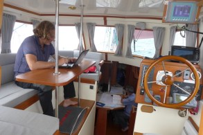 Salon de pont Voilier fifty